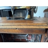 Image 9 : Singer treadle sewing machine, serial number 16165557, featuring original cast iron base and wooden 