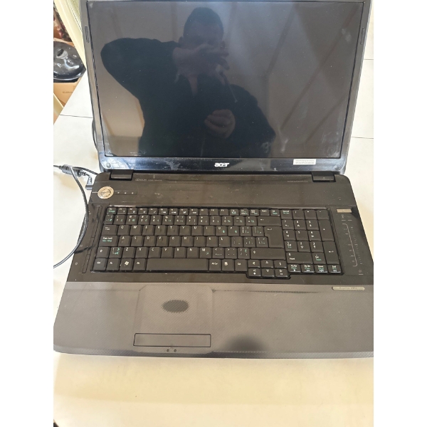 ACER computer. Condition unknown.