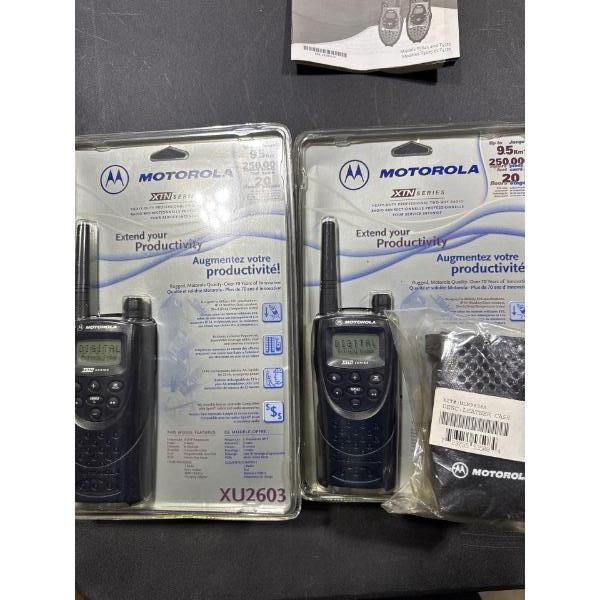 Motorola XTN series heavy duty professional two way radio, 9.5 kilometer, 25,000 square foot range, 