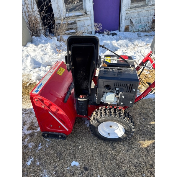 LIKE NEW Troy-Bilt Vortex 26" three-stage snow blower. 
Technology: Features advanced 3-stage techno