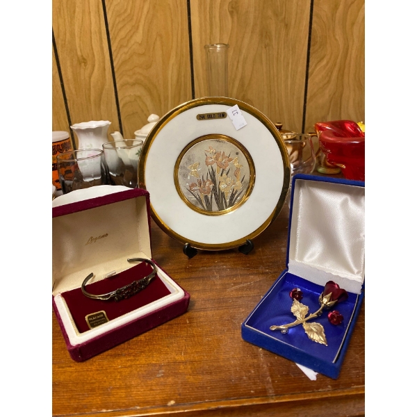 24 k gold trim plate, display plate and placket, rhodium plate, bracelet and crystal serving tray an