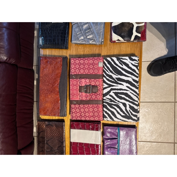 Miche interchangeable handbag shells designed to fit over a base bag. 3