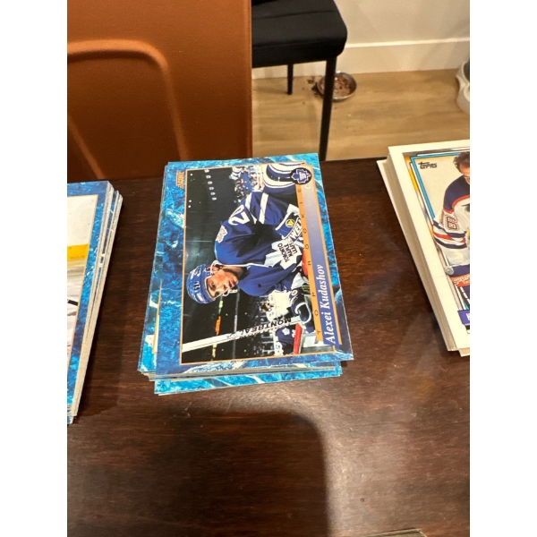  Score. SET OF 25 CARDS