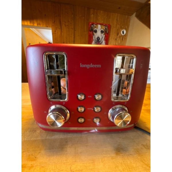 A Longdeem 4-Slice Toaster in red. Features dual independent control panels, allowing you to toast f