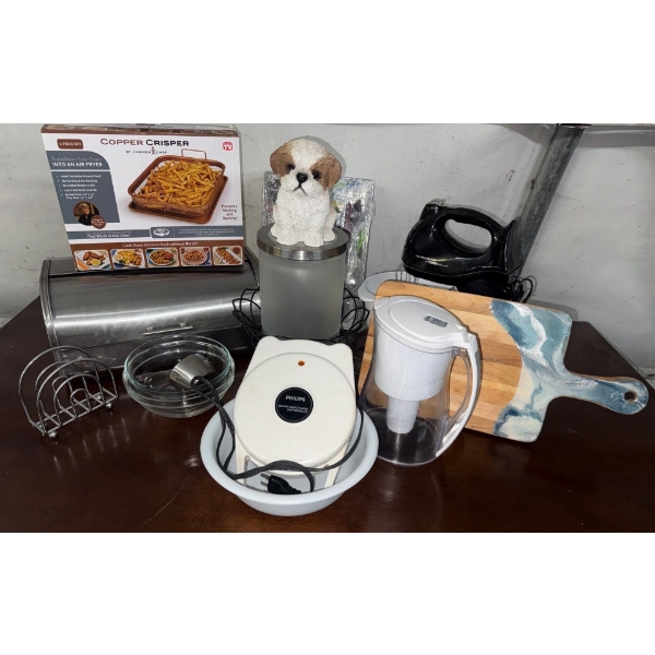 Breadbox, Waffle Maker, Brita Jug, Copper Crisper, Hamilton Beach Mixer & More