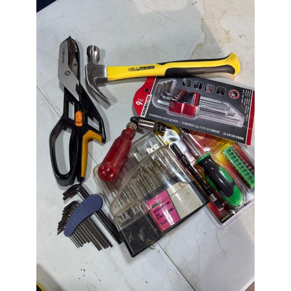 Multiple hand tools