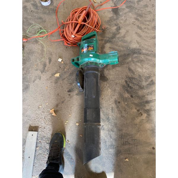  Barracuda weedeater 200 mph super blower and orange extension. Cord works very well tested.