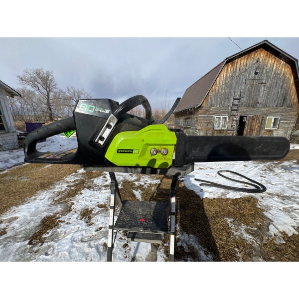 80 volt Greenworx Pro lithium max chainsaw
