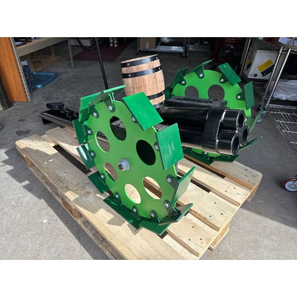 Epic Triple Barrel Mini Cannon Description:
Command attention with this epic triple barrel mini cann