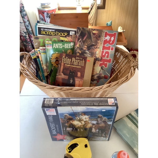 Blackfoot wall puzzle feline feral Board Game Risk, Vintage Scrapbooks, How and Why Wonder Book, Ant