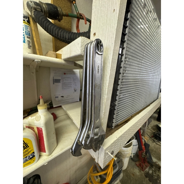  set ofcrescent wrenches