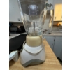 Image 6 : Whirlpool portable dishwasher, his is a Krypton KNB6029 3-in-1 blender. Black & Decker SmartBrew cof