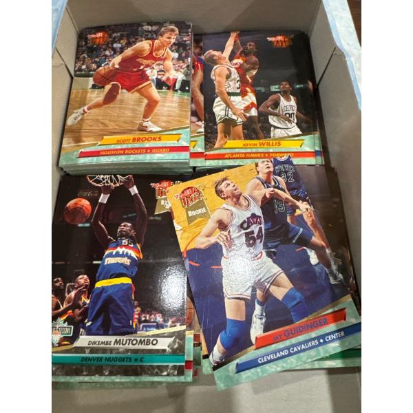 A few 100 basketball cards
