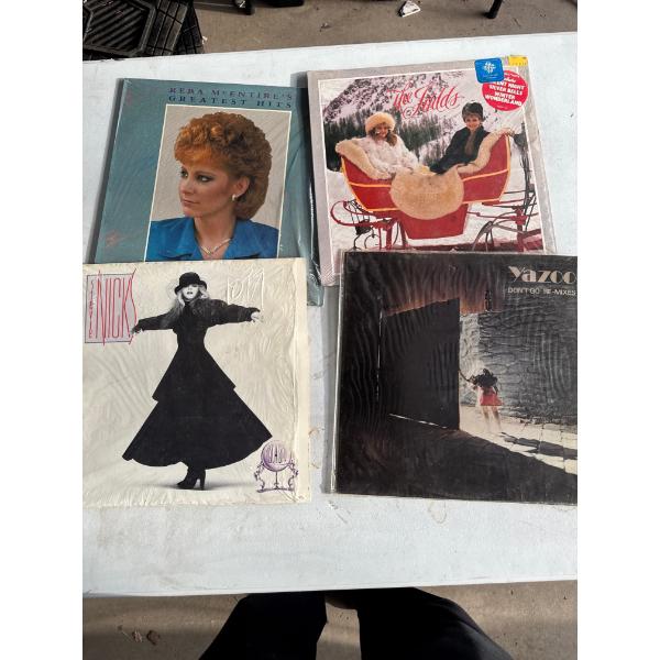 4 Vintage records including Reba and Stevie Nicks