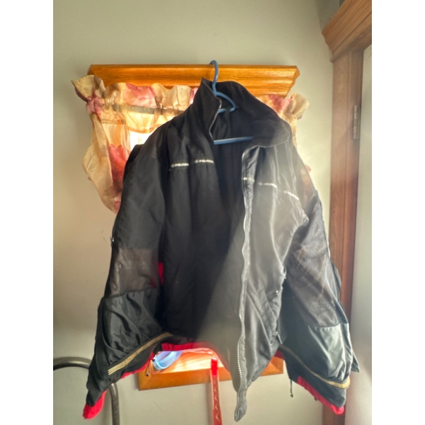 Cold wave riding jacket for skidooing.