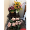 Image 5 : Fake flower bouquet with vase