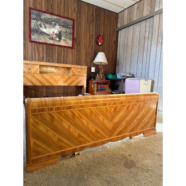 Vintage Art Deco  from the 1940s, featuring walnut wood with a diamond box pattern veneer. Bed frame
