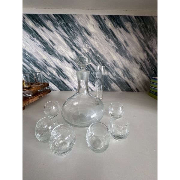 vintage Toscany Romania hand-blown and etched crystal decanter set. 