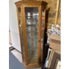 Image 2 : Bueller China cabinet or display cabinet with lighting inside