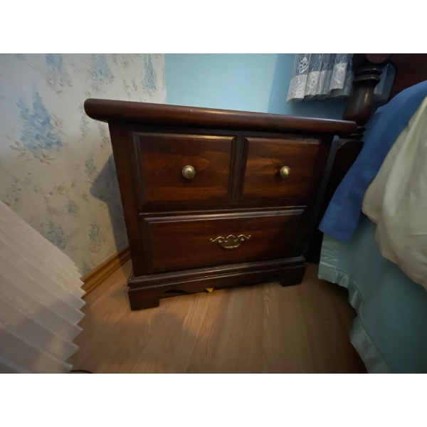 Very nice Woodside dresser all contents include included 26 inches long 17 1/2 inches deep by 24 inc