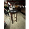 Image 1 : Bar stool, very good condition.