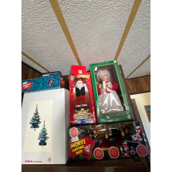 This is a Mr. Christmas Mickey's Marching Band set, a collectible Christmas decoration featuring Dis