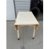 Image 4 : Antique farm table