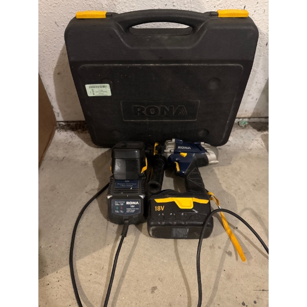 Rona 18 volt drill with charger