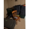 Image 5 : Nice suitcase set with all contents included. The entire room's air is also included with the lot. A