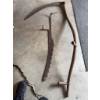 Image 1 : Traditional scythe with a wooden handle and metal blade, along with a metal adjustable hay rake atta