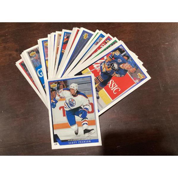FLEER ULTA SET OF 25