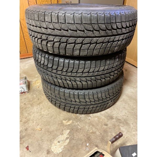  three Michelin tires stud, less winter tires size 2 4570 R 17
