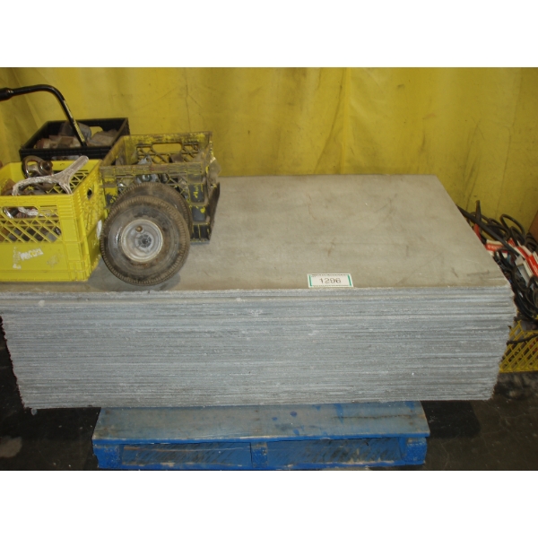 Palet of Jiprock, assorted electrical motors, castors & wheels