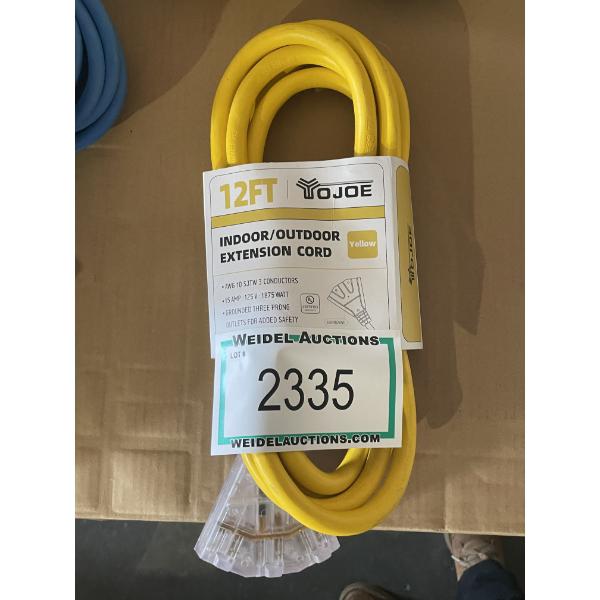 Indoor/Outdoor 12' Extention Cord