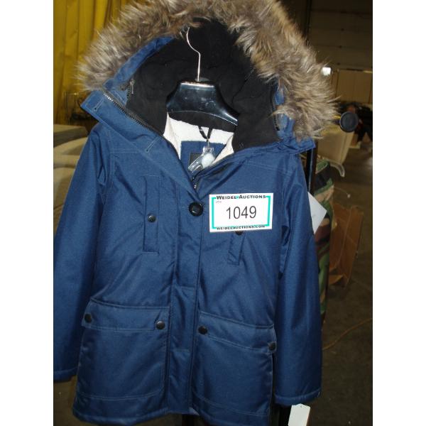 Size S - RILEYK Ladies Winter Coat - long waist with fur trim