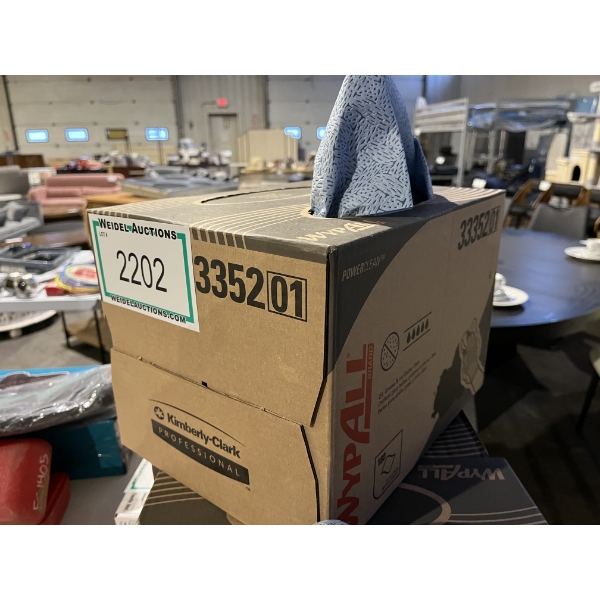 Wipeall Wipes, Box of 180