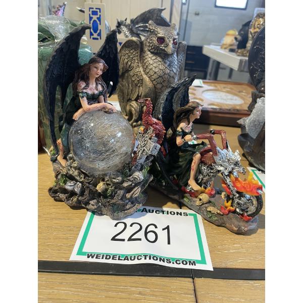 Light Up Mystical Figurines, set of 2