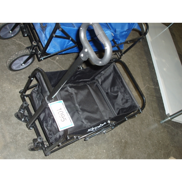 Small Yardlab Folding Wagon, Black