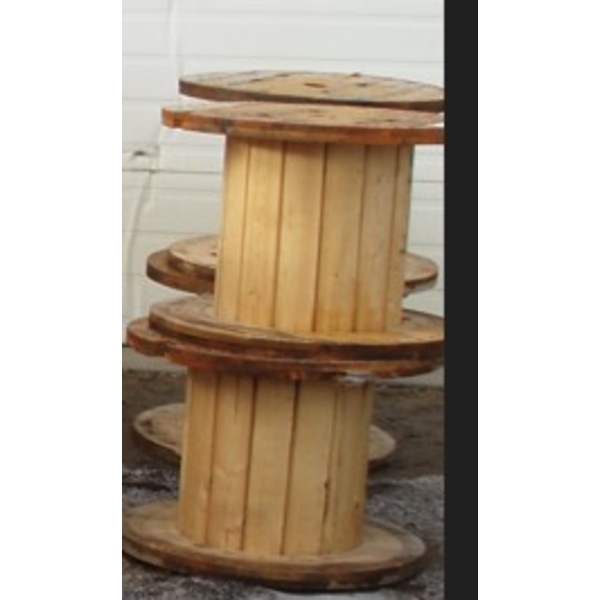 Lot of 2 small wooden spools