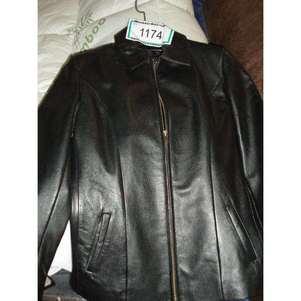 Size M - GUCCiINI Black Leather Jacket