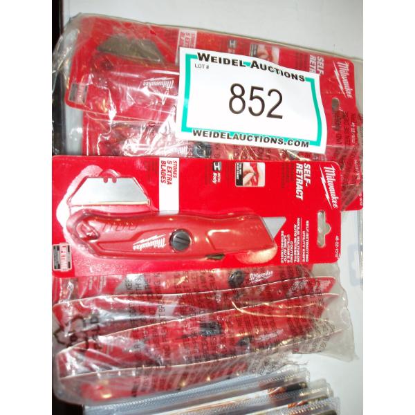 Lot of 12 Milwaukee Utility Blades