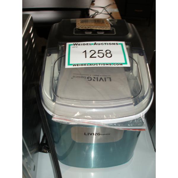 Living Basics Ice Cube Maker