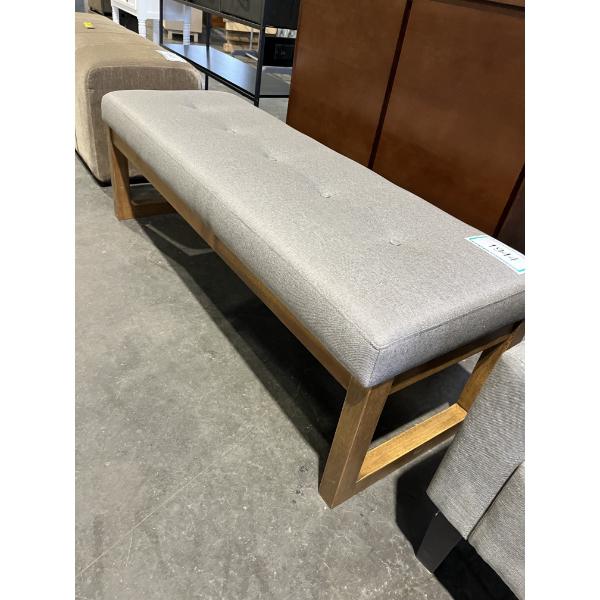 Chmura Polyester Upholstered Bench