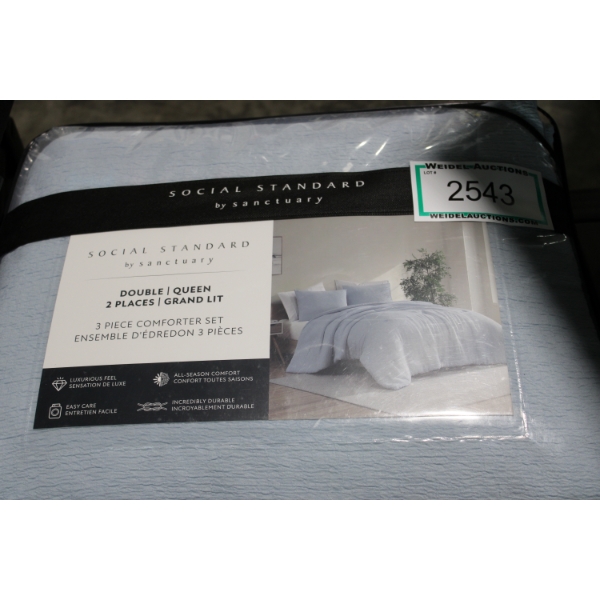 DOUBLE/QUEEN 3pc Comforter Set, light blue