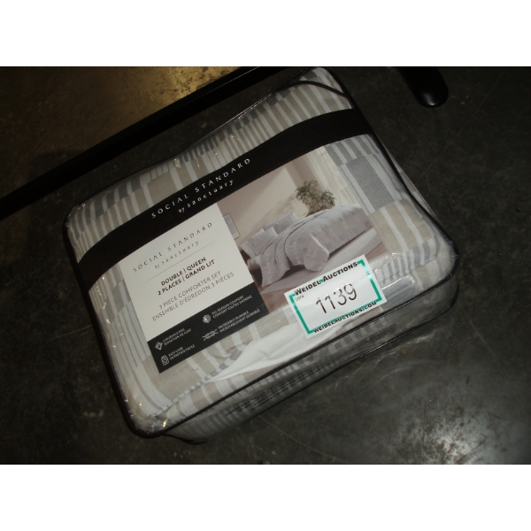 Double/Queen 2 pc Comforter Set - tan, grey and white striped