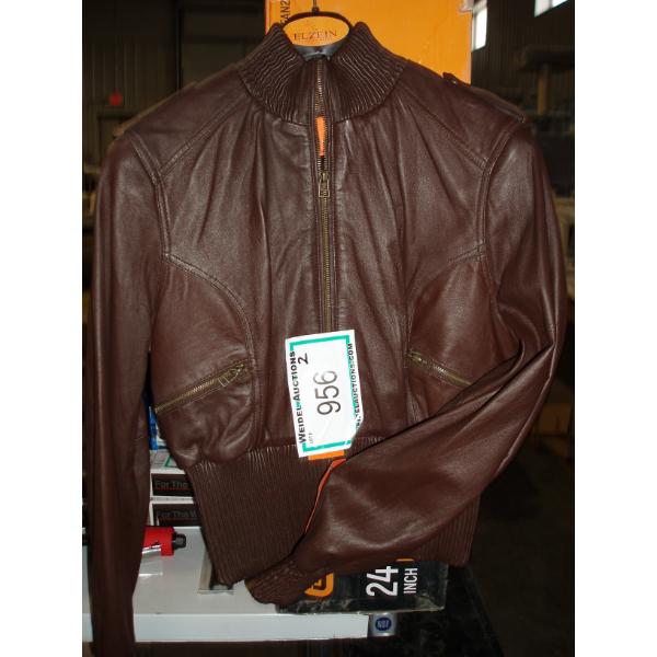 Ladies ELZEIN Brown Leather Jacket with fitted collar & waist - size L