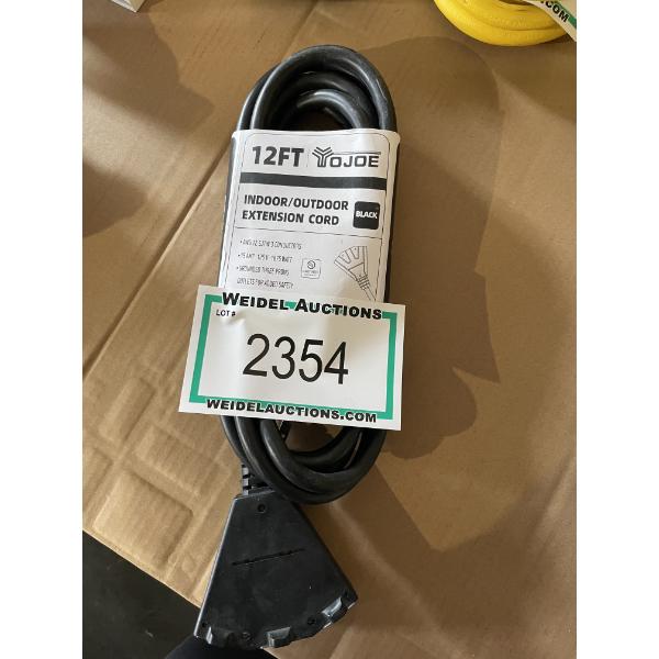 Indoor/Outdoor 12' Extention Cord