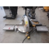 Image 1 : Maximum 10" Compound Mitre Saw