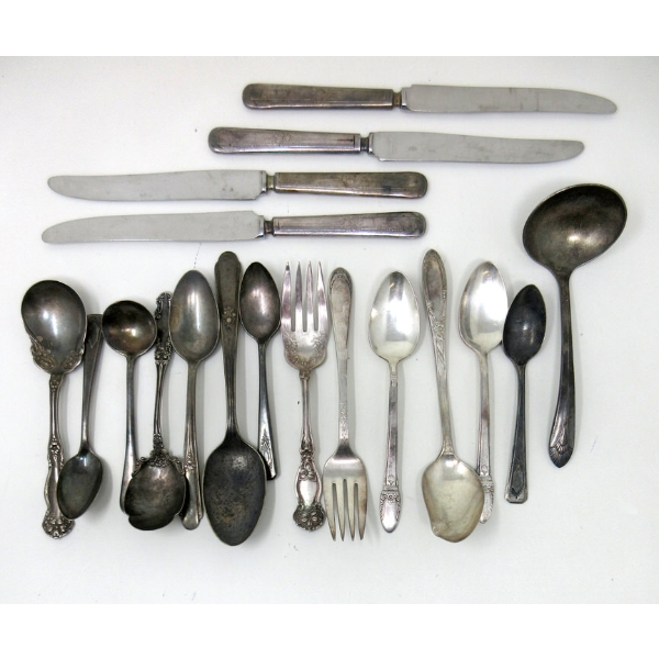 18 Pieces of Vintage Silver Plated Flatware