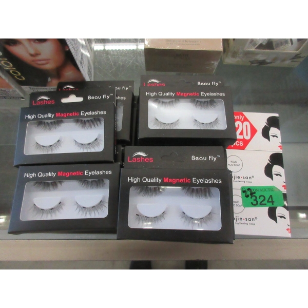 21 Sets of New Magnetic Eyelashes & 1 Soap